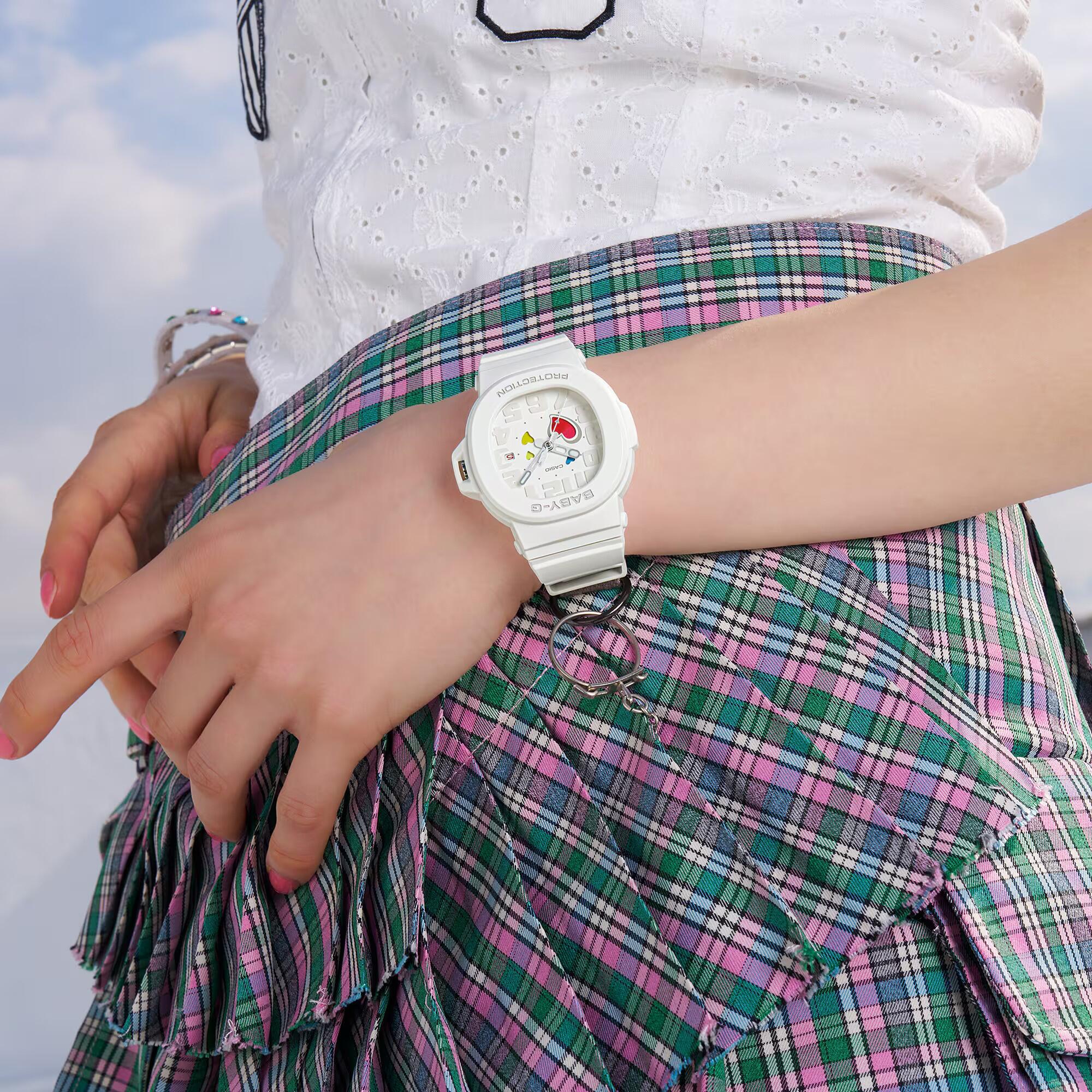 Montre Homme Casio G-Shock PLAYFUL HEART SERIES - WHITE 6/6