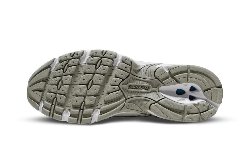 Scarpe 740 White Grey 2/7