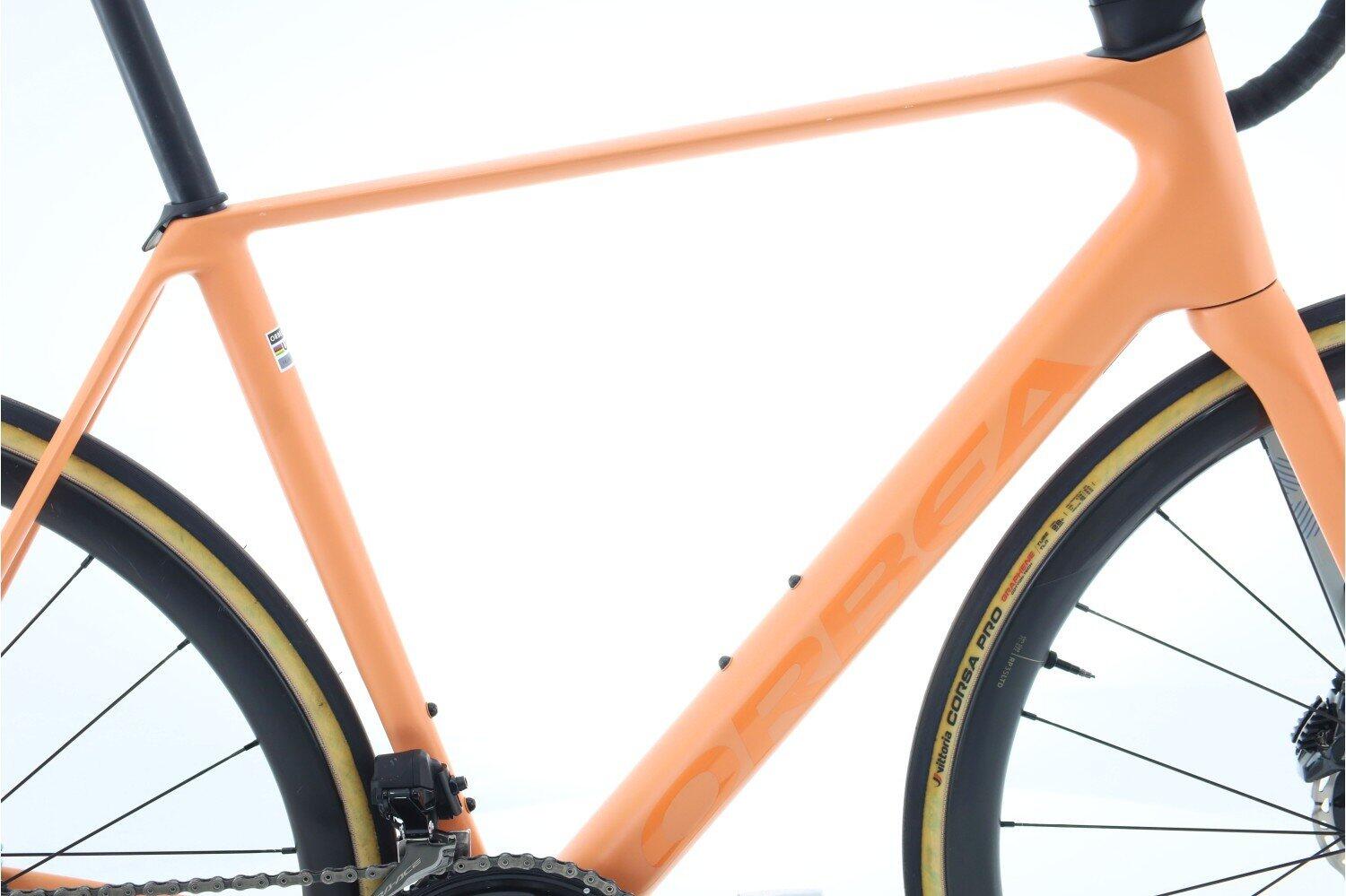 Refurbished road bike ·  Orca M10i LTD Di2 12V · Very good condition 3/7