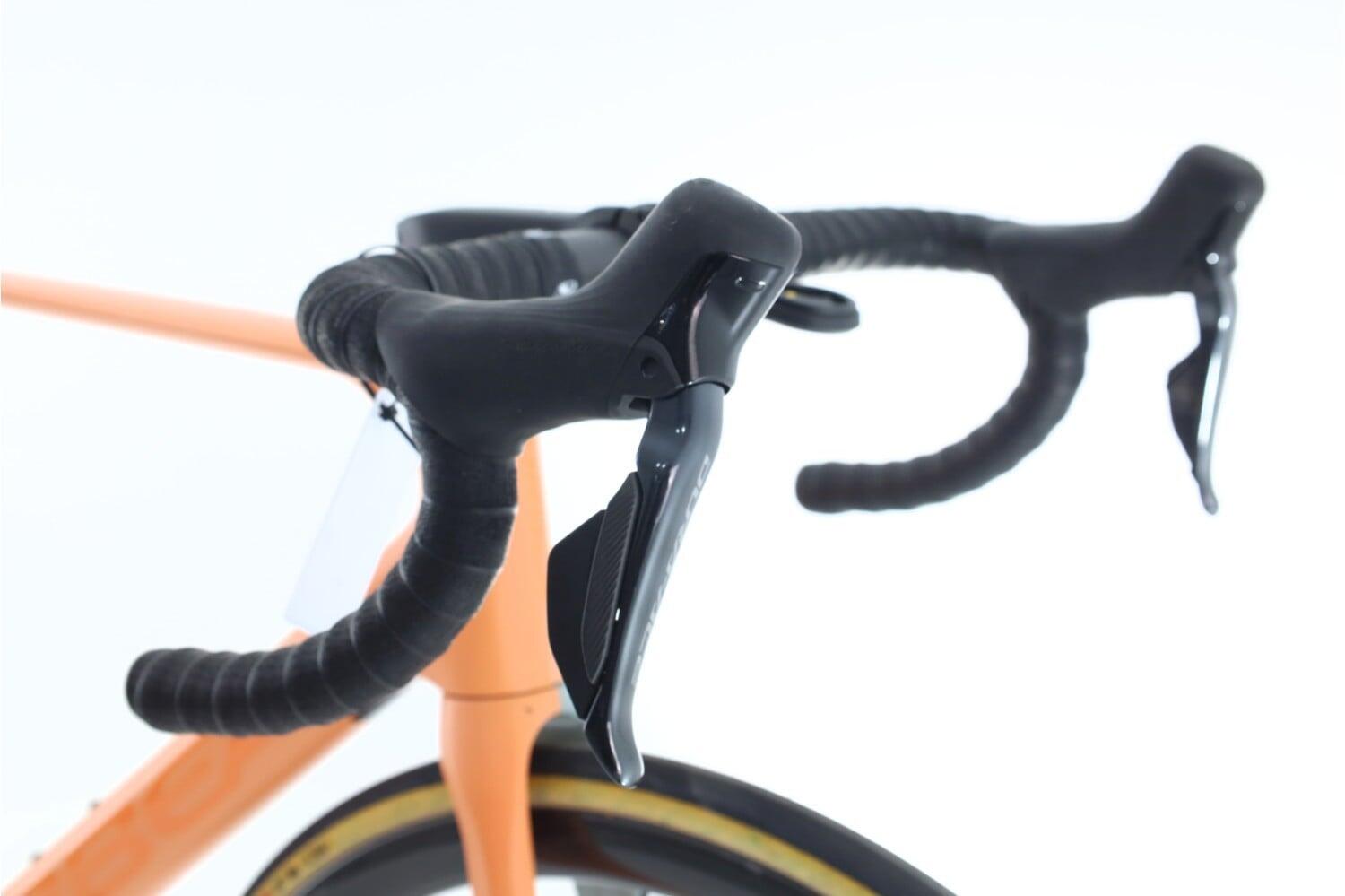 Refurbished road bike ·  Orca M10i LTD Di2 12V · Very good condition 7/7