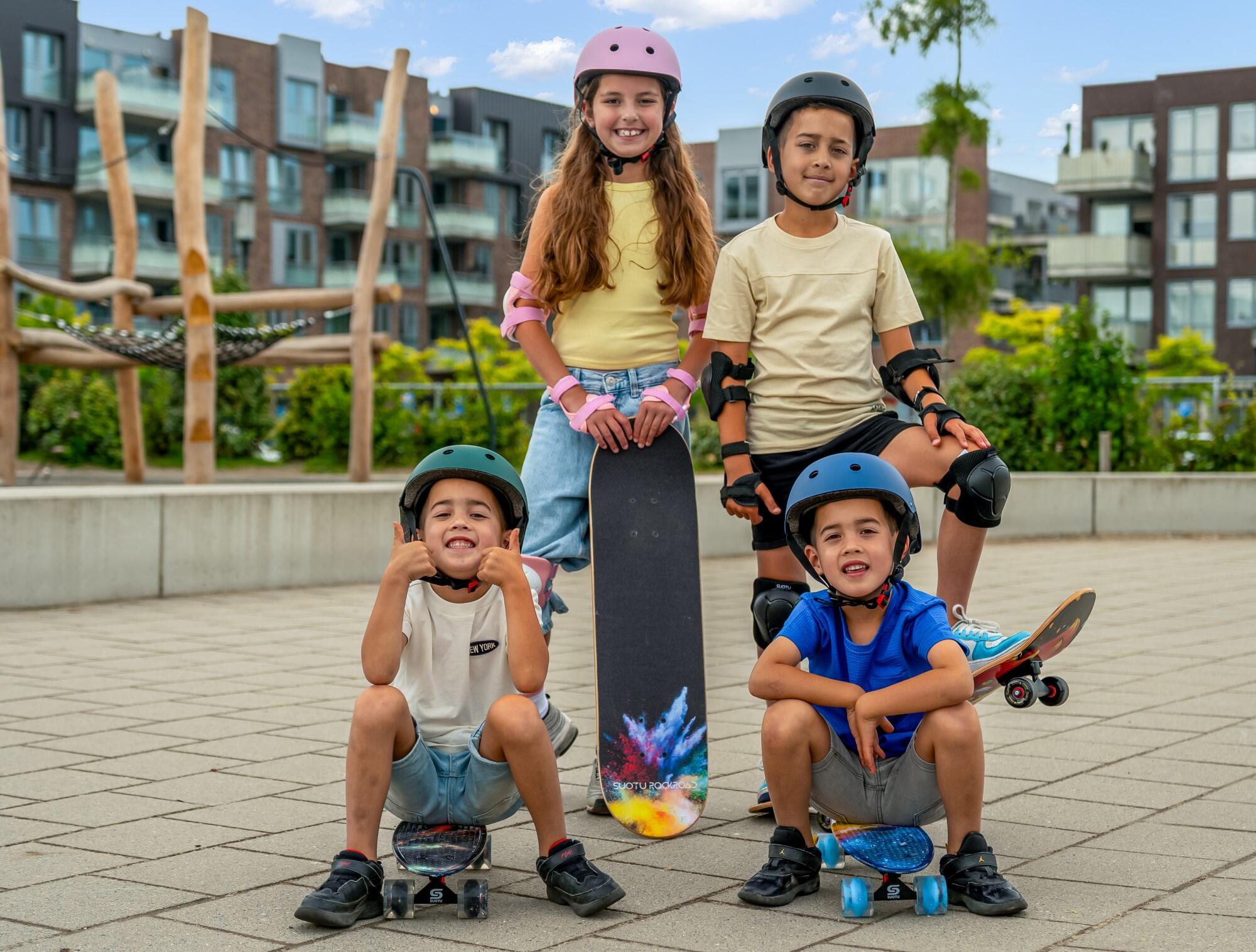Suotu Skateboard Zwart/Wit 5/7