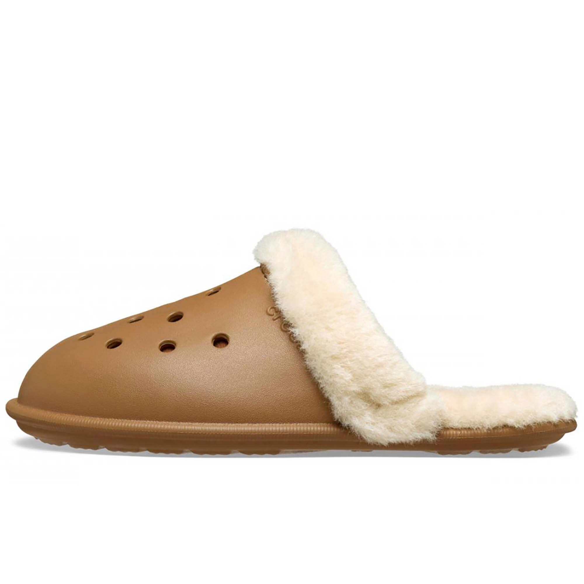 CROCS picture