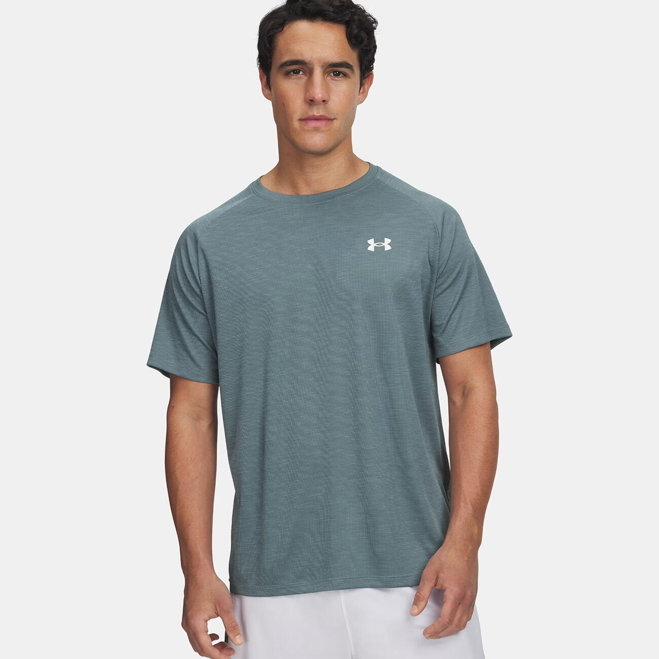 UNDER ARMOUR picture