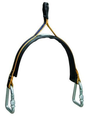 PETZL Lift Vollkörpergurt mit Dreieckskarabiner, 0,52 kg, Abstandhalter