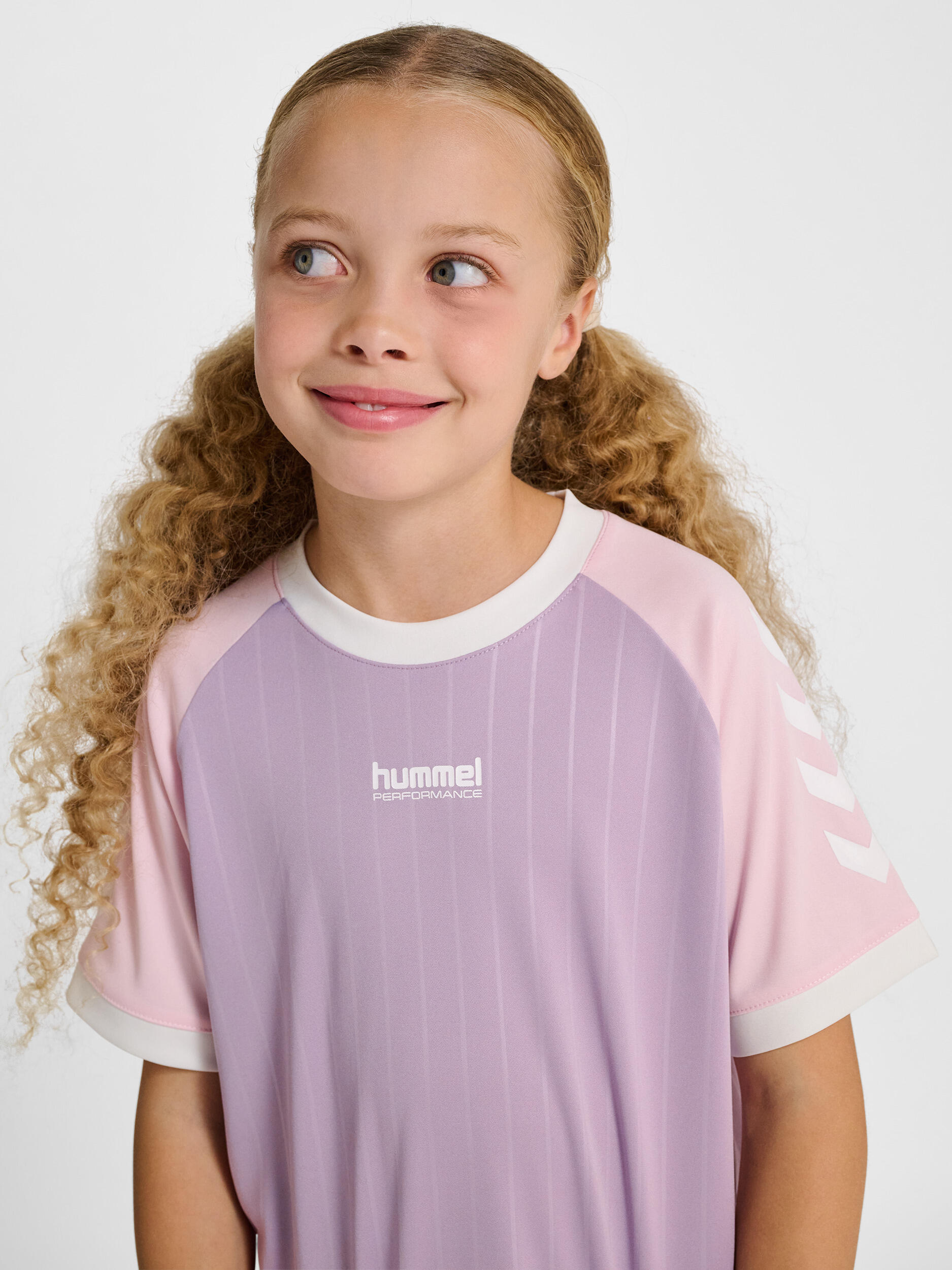 Camisola às riscas para criança Hummel 4/7