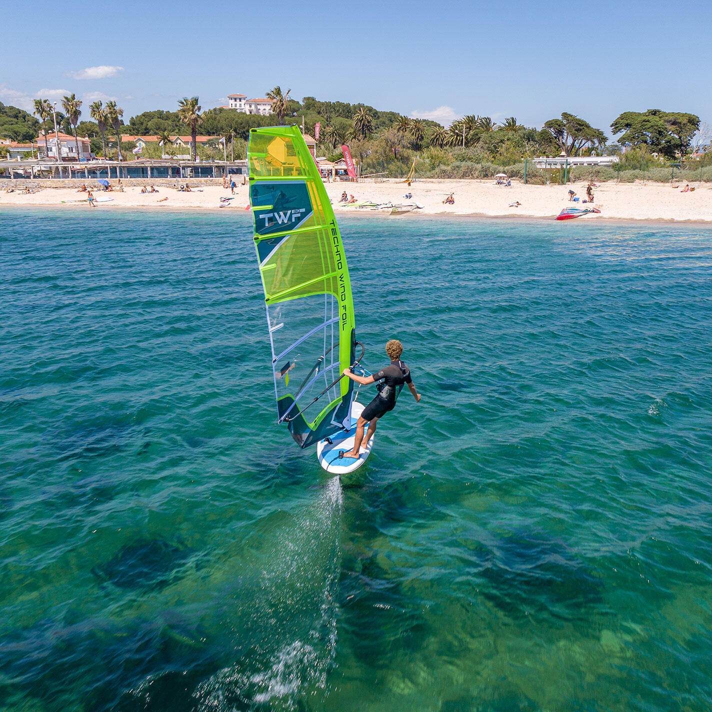 Voile TAHE TWF 7.0 – Puissance et stabilité pour windsurf 3/6