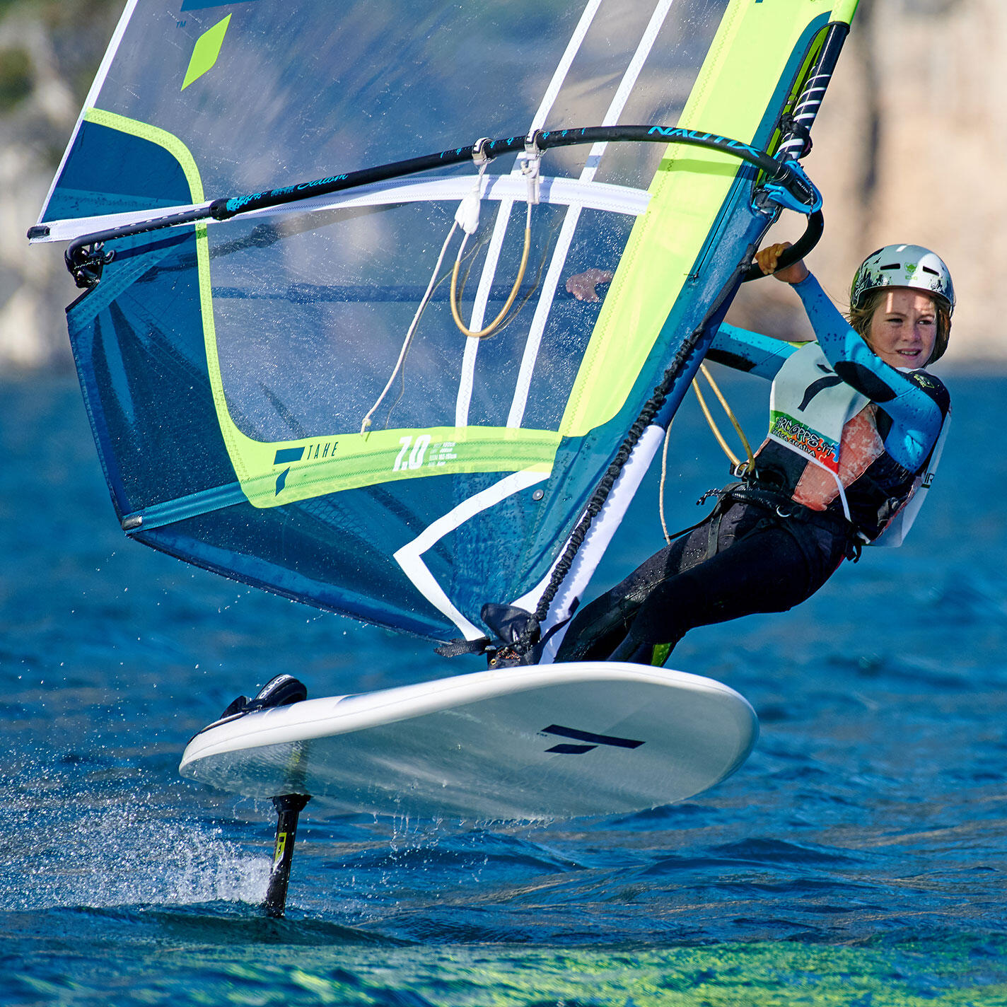Voile TAHE TWF 7.8 – Puissance maximale et stabilité en windsurf 6/6