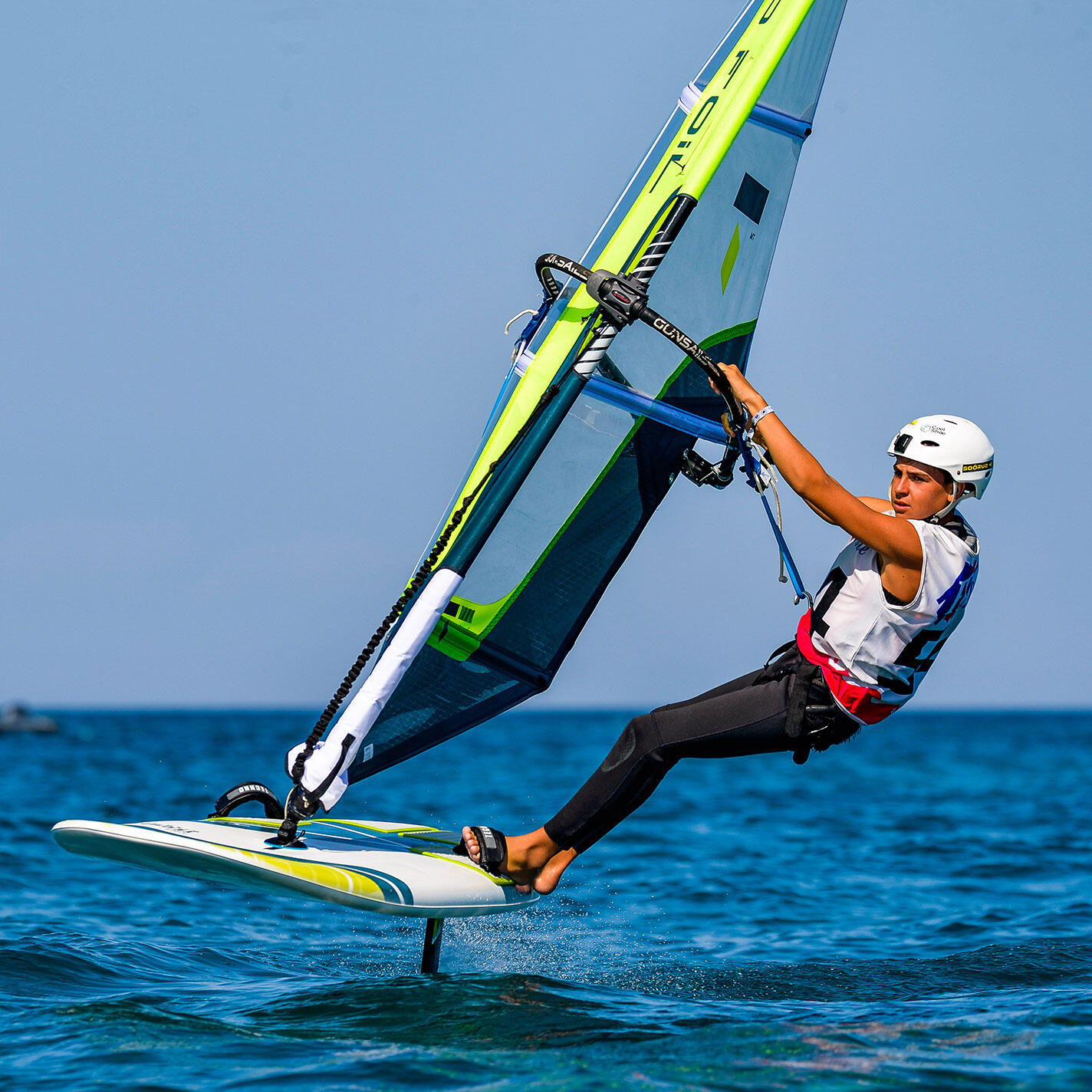 Voile TAHE TWF 5.6 – Légèreté et maniabilité pour le windsurf 5/6
