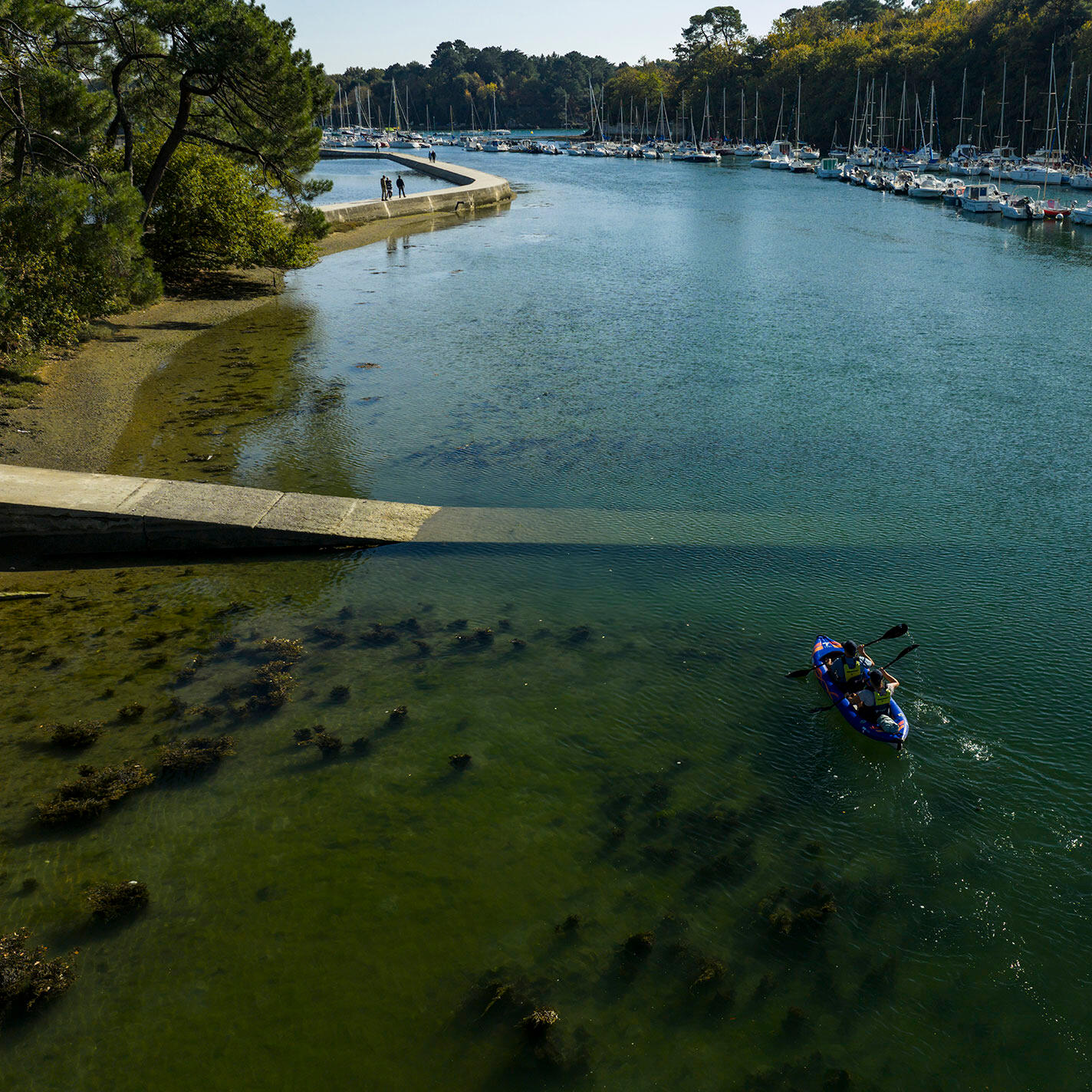 Kayak Bora – Un kayak gonflable profilé. 6/7