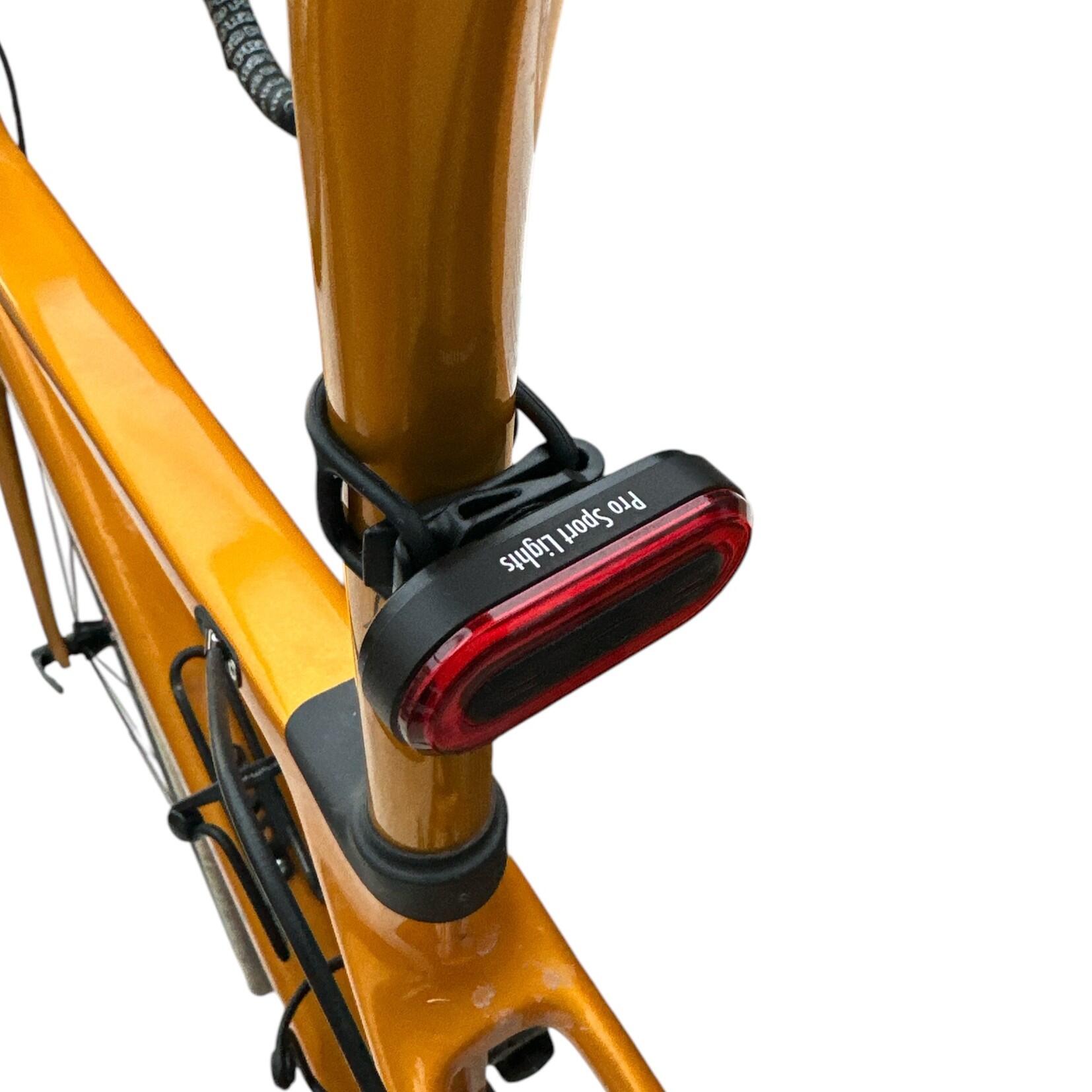 Juego de luces para bicicleta de 1200 y 100 lúmenes 5/7