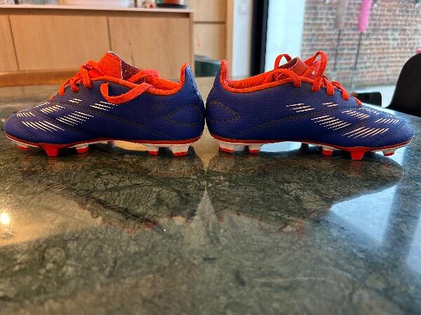 Tussen Particulieren - Adidas Predator League FG maat 31 3/7