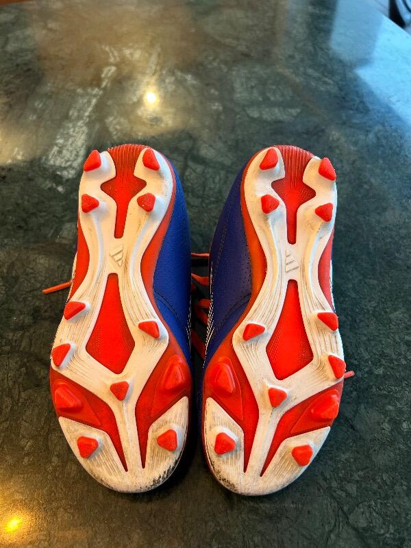 Tussen Particulieren - Adidas Predator League FG maat 31 5/7