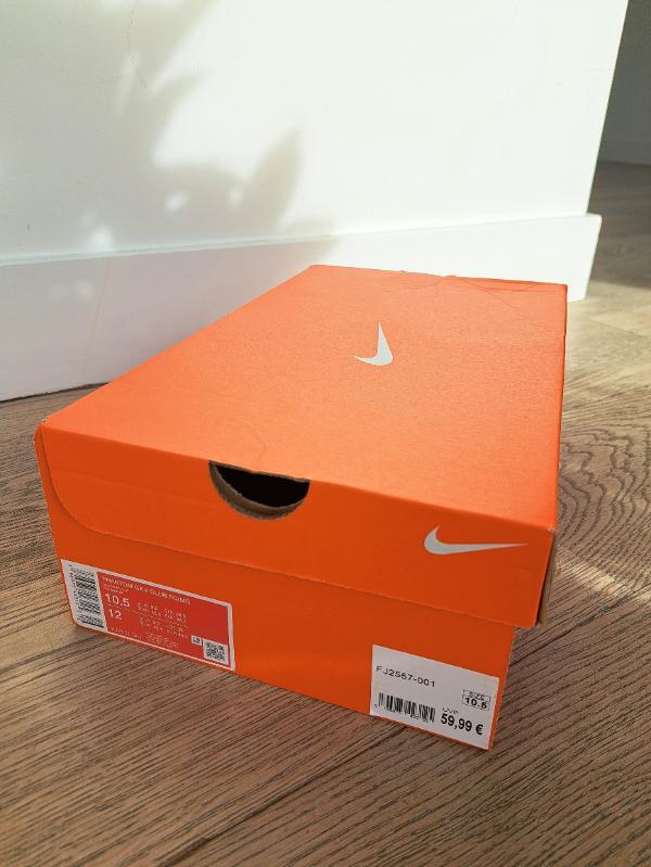 Tussen Particulieren - Nike Phantom GX 2 Club FG/MG voetbalschoenen maat 4/4
