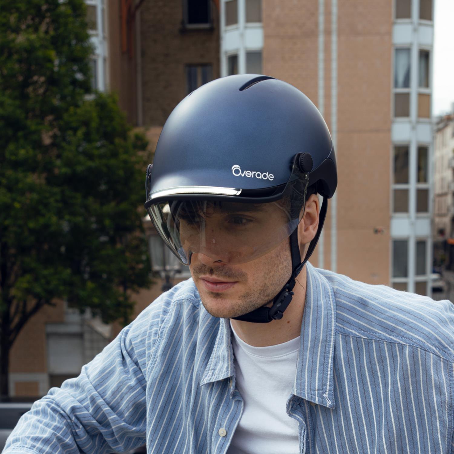 Casque LIFE avec visière - Eclairage, Clignotants, Feu stop 2/6