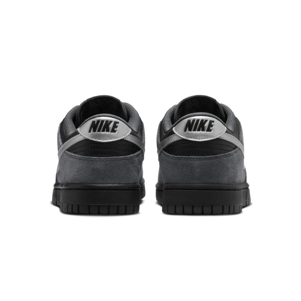 Scarpe Sportive Donna Nike W Dunk Low 6/7