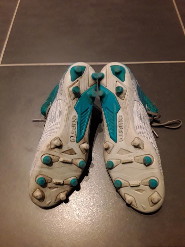 Entre Particuliers - Chaussures de football Kipsta taille 36 2/2