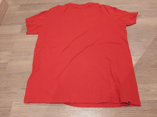 Tussen Particulieren - Rode t-shirt maat 14 jaar 2/2
