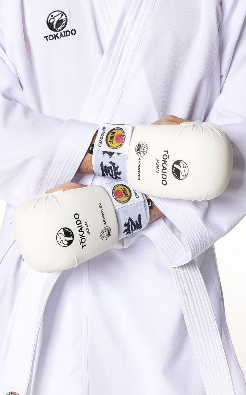 Manusi de Karate Kanji Tokaido WUKF Albe