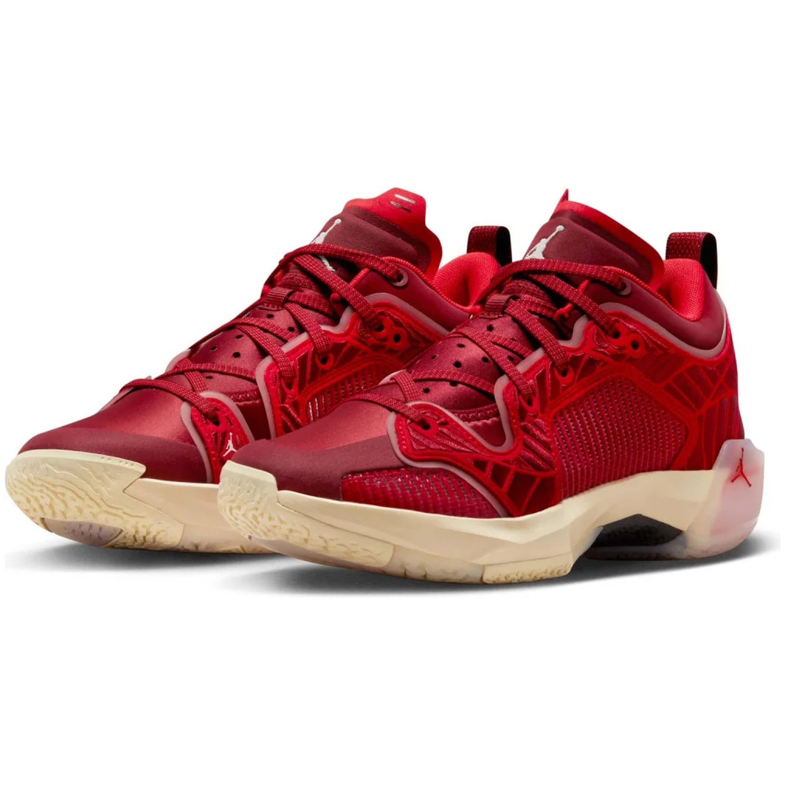 Chaussures de basket-ball Jordan modèle DV9989-601 pour femmes 3/5