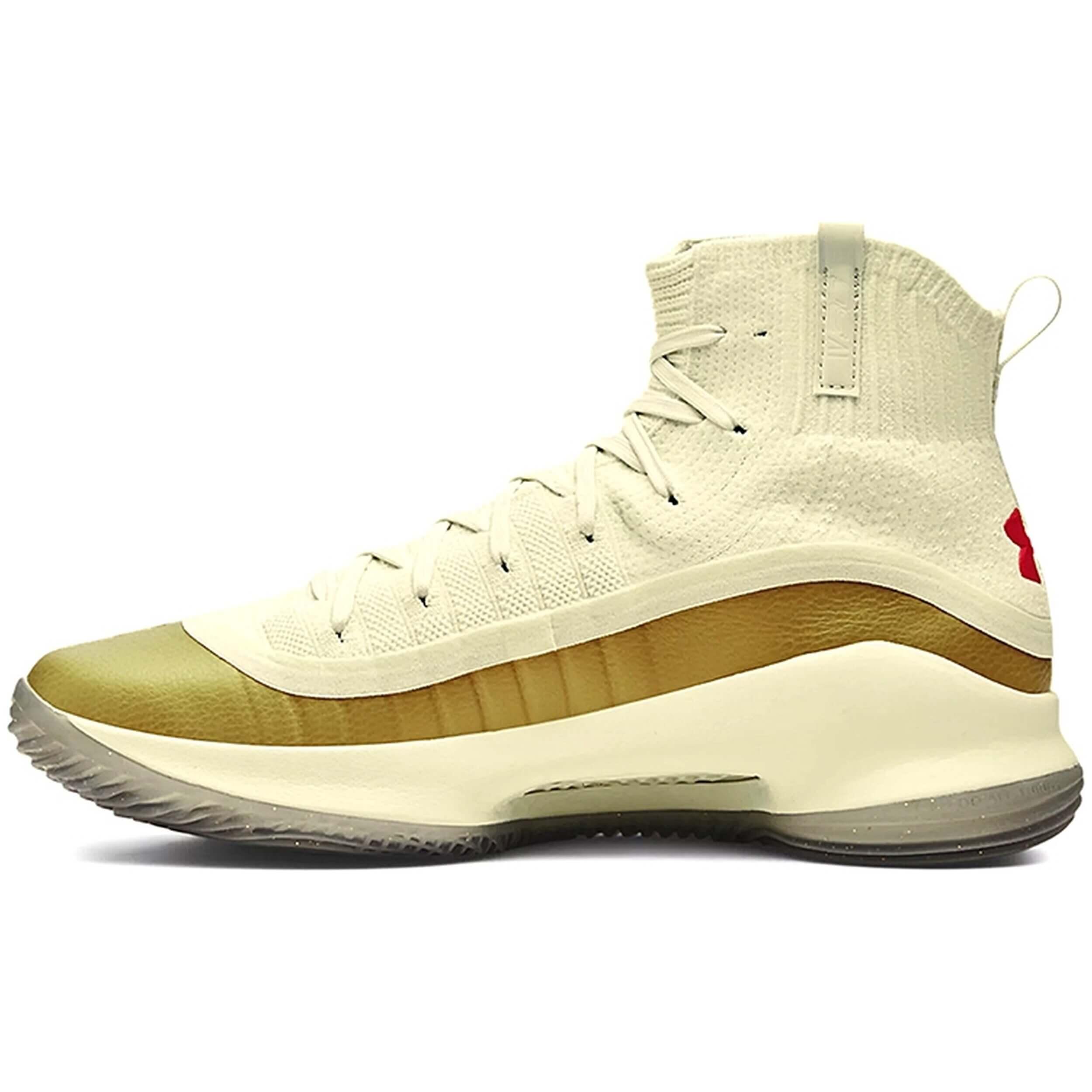 Chaussures de basket-ball Under armour modèle 1298306-301 pour homme 3/5