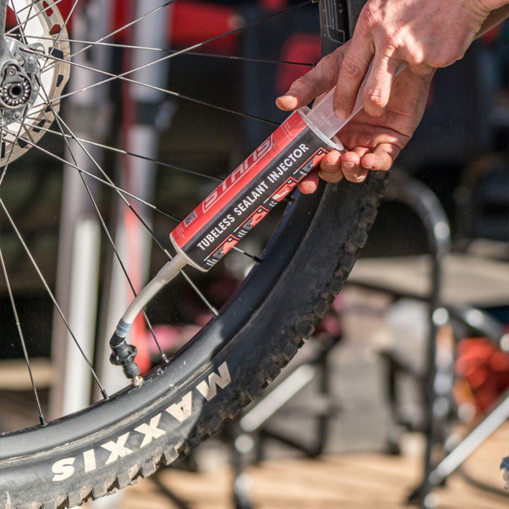 Injektionsspritze für das Stan's Tubeless Sealant Injector 150 ml 7/7