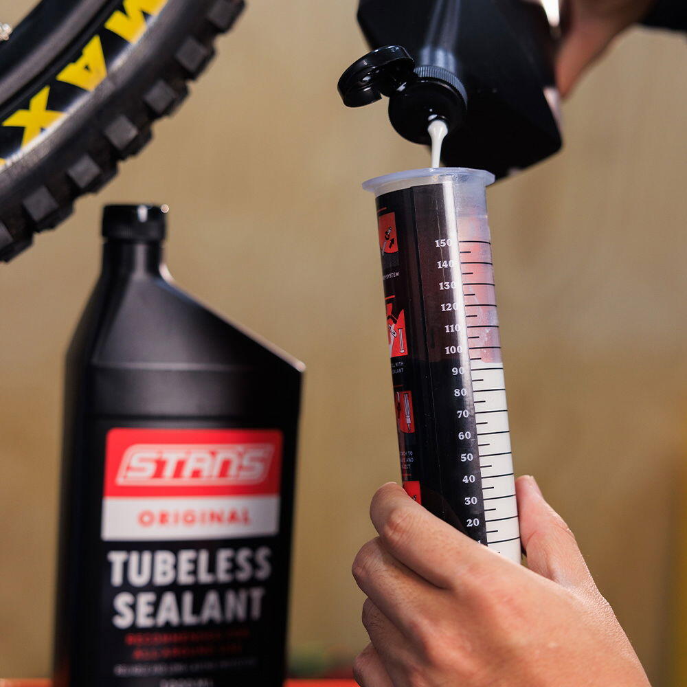 Injektionsspritze für das Stan's Tubeless Sealant Injector 150 ml 6/7
