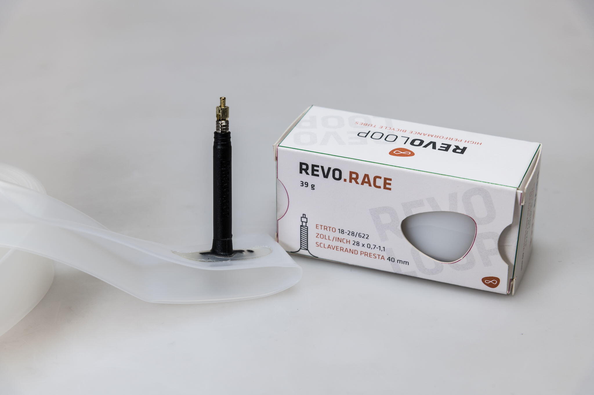 Cámara Race 700x18 28 Válvula Presta Revoloop 4/4