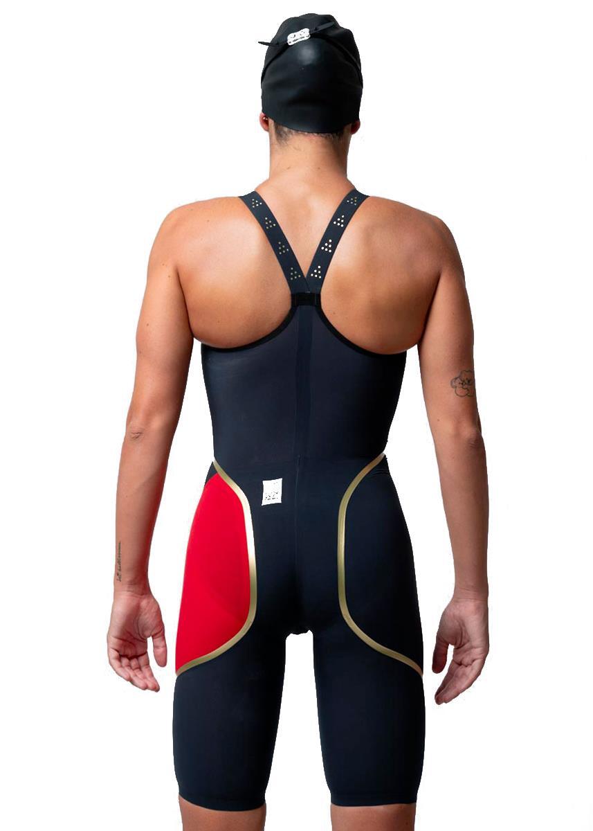 Combinaison fermée pour femme Akron Venom Hero - Bleu foncé / Rouge - Taille 18 3/5