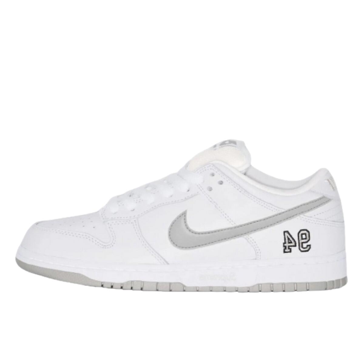 Chaussures  SB Dunk Low Supreme 94 White Metallic Silver 2/3