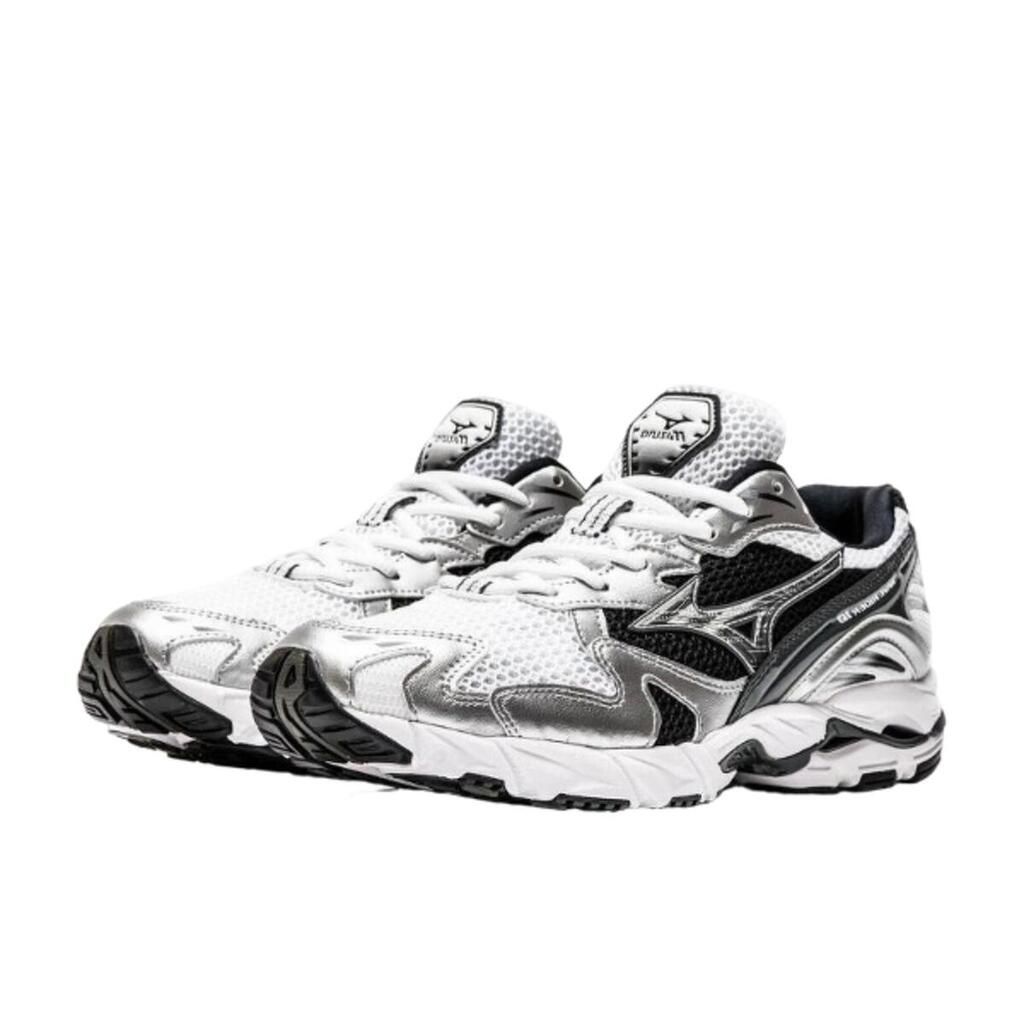 Shoes  Wave Rider 10 White Silver Black