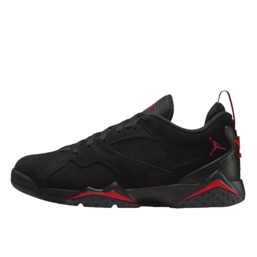 Shoes  MVP 92 Bred