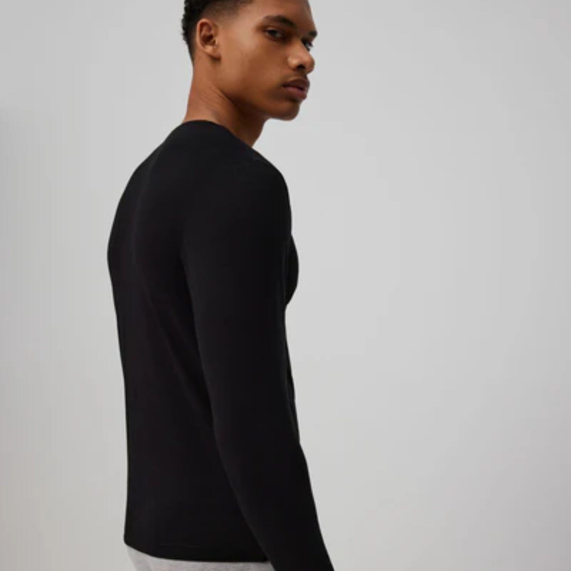 Camiseta interior manga larga cuello pico negro 3/4