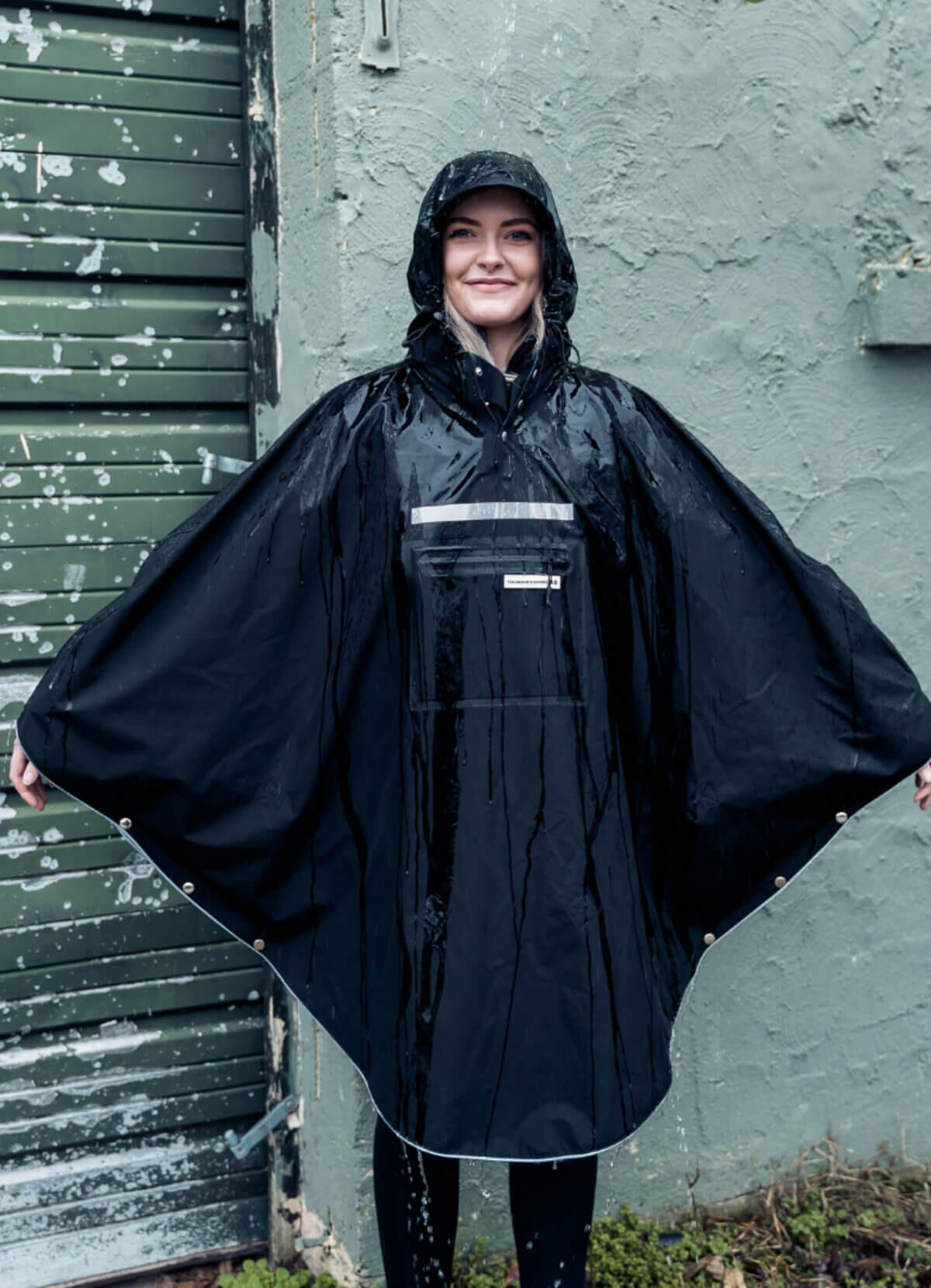 Poncho The People'S Poncho Nero 2/7