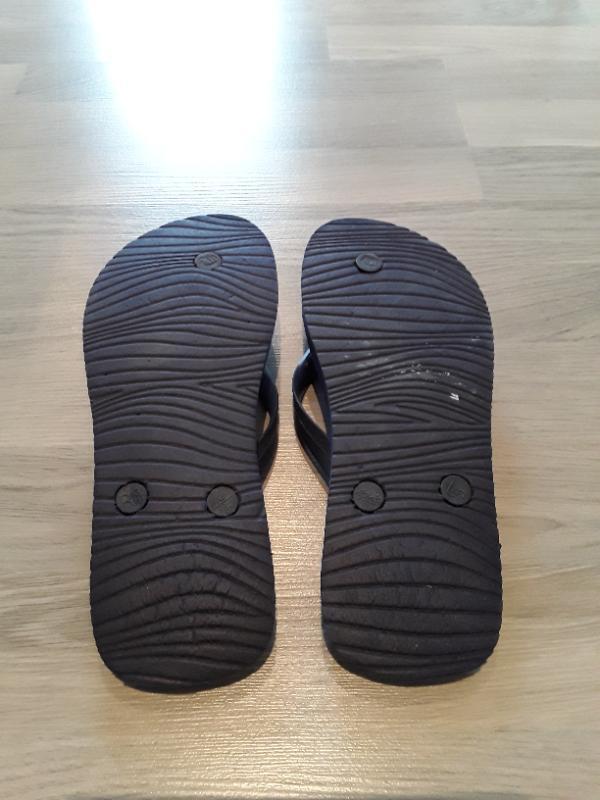Tussen Particulieren - Teenslippers maat 35-36 2/2
