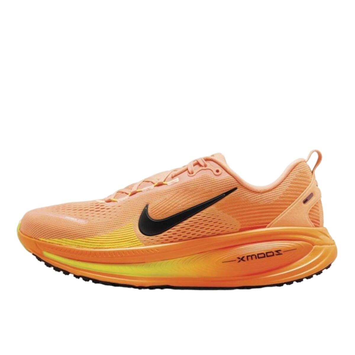NIKE Scarpe  Vomero 18 Orange Chalk Black Volt