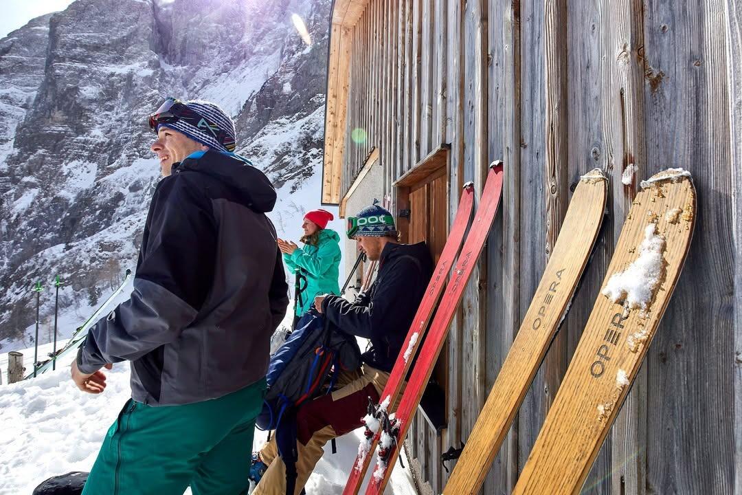 ART 112 All-Mountain Freeride Skis 5/7