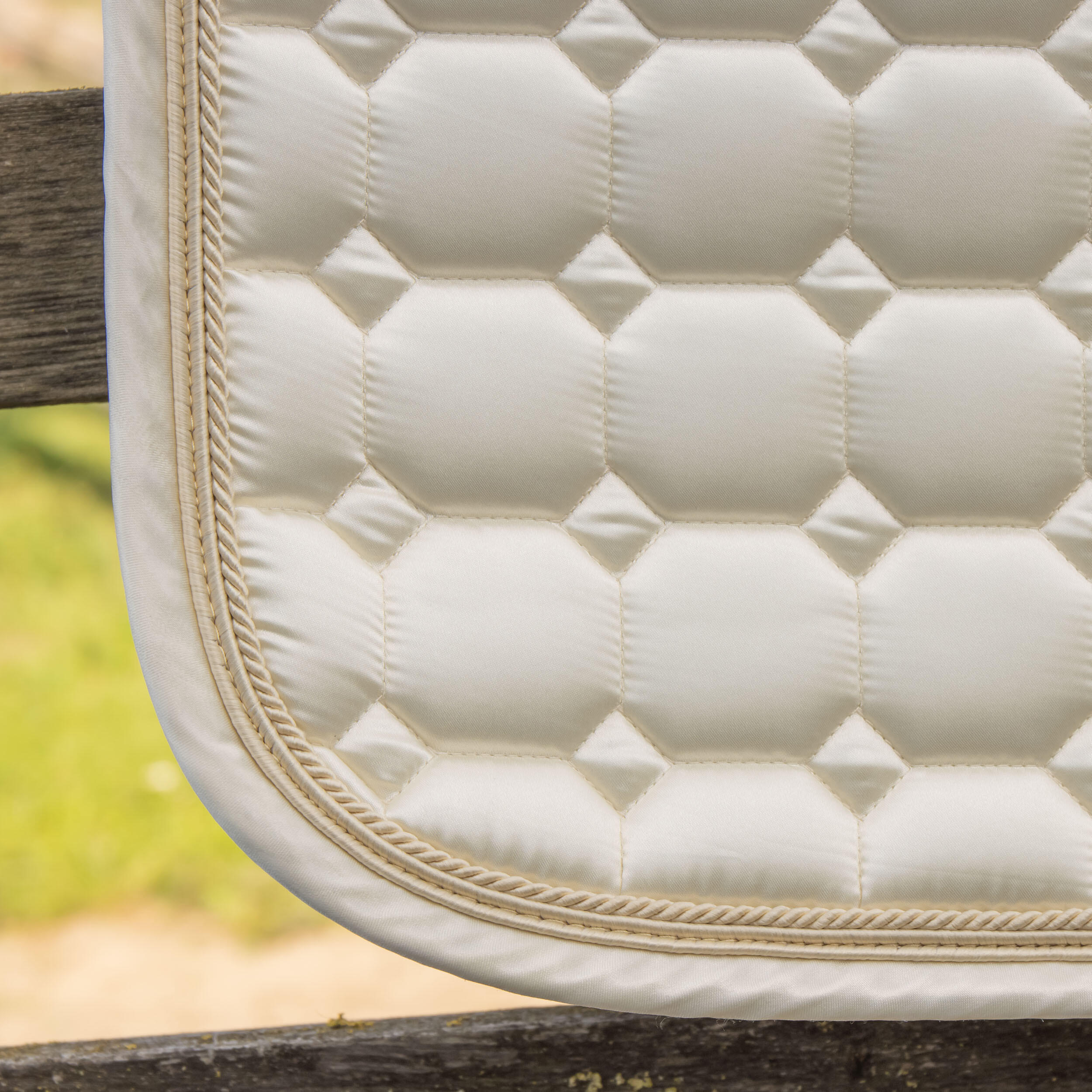 Dressage saddle pad for horses Harry's Horse EQS 2/3
