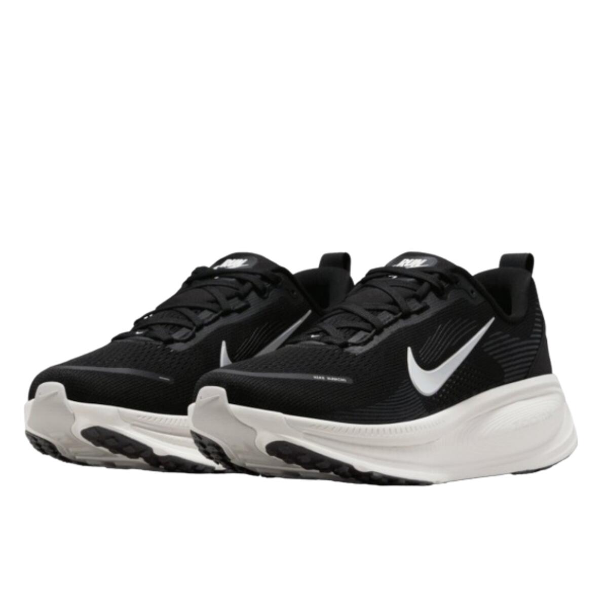 Scarpe  Vomero 18 Black Coconut Milk Light Iron Ore Summit White 2/4
