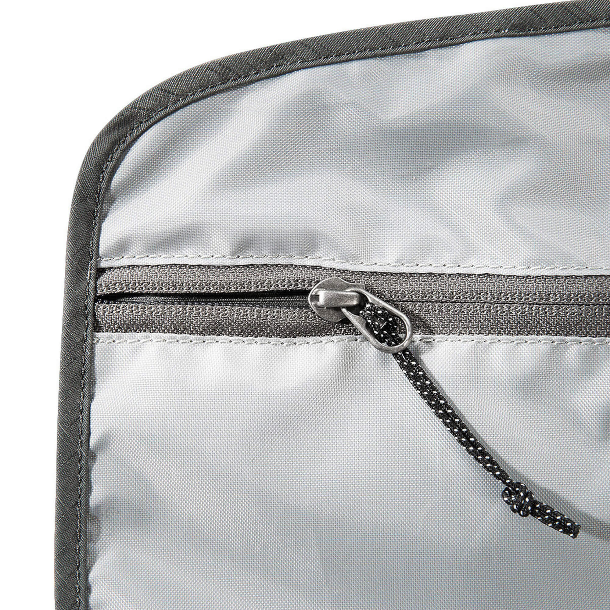 Trousse de toilette Tatonka Travelcare Titan Grey 32x17x4 cm légère, déperlante 4/7