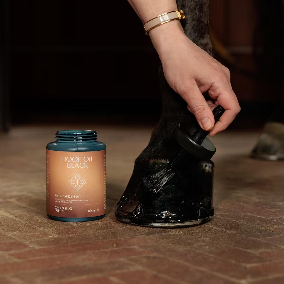 Óleo de casco de cavalo Grooming Deluxe Shine 3/3