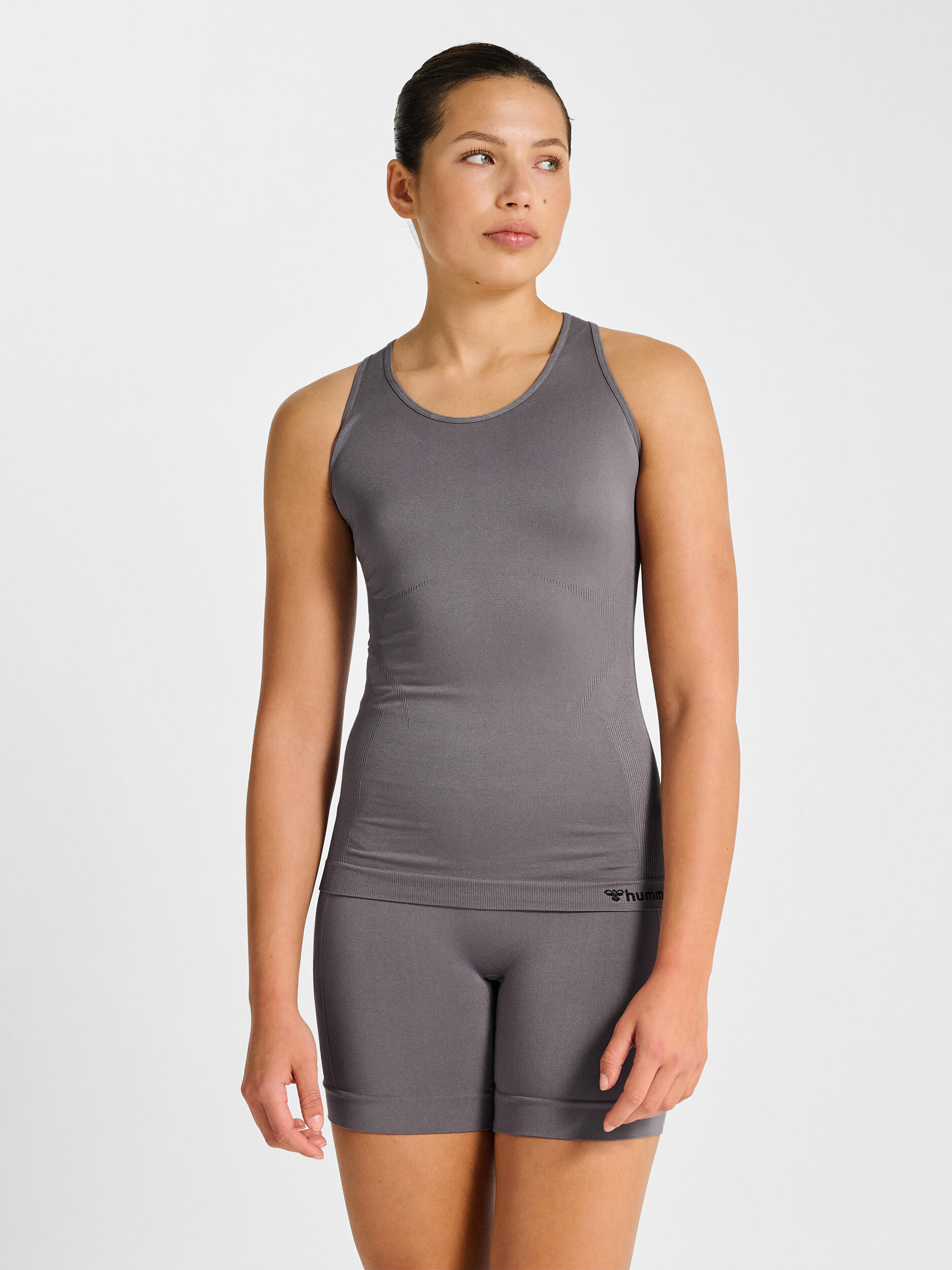 marron ébène / gris