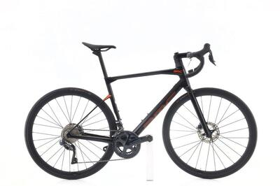 Tweedehands racefiets · roadtimemachine 01 four di2 11v · zeer goede toestand