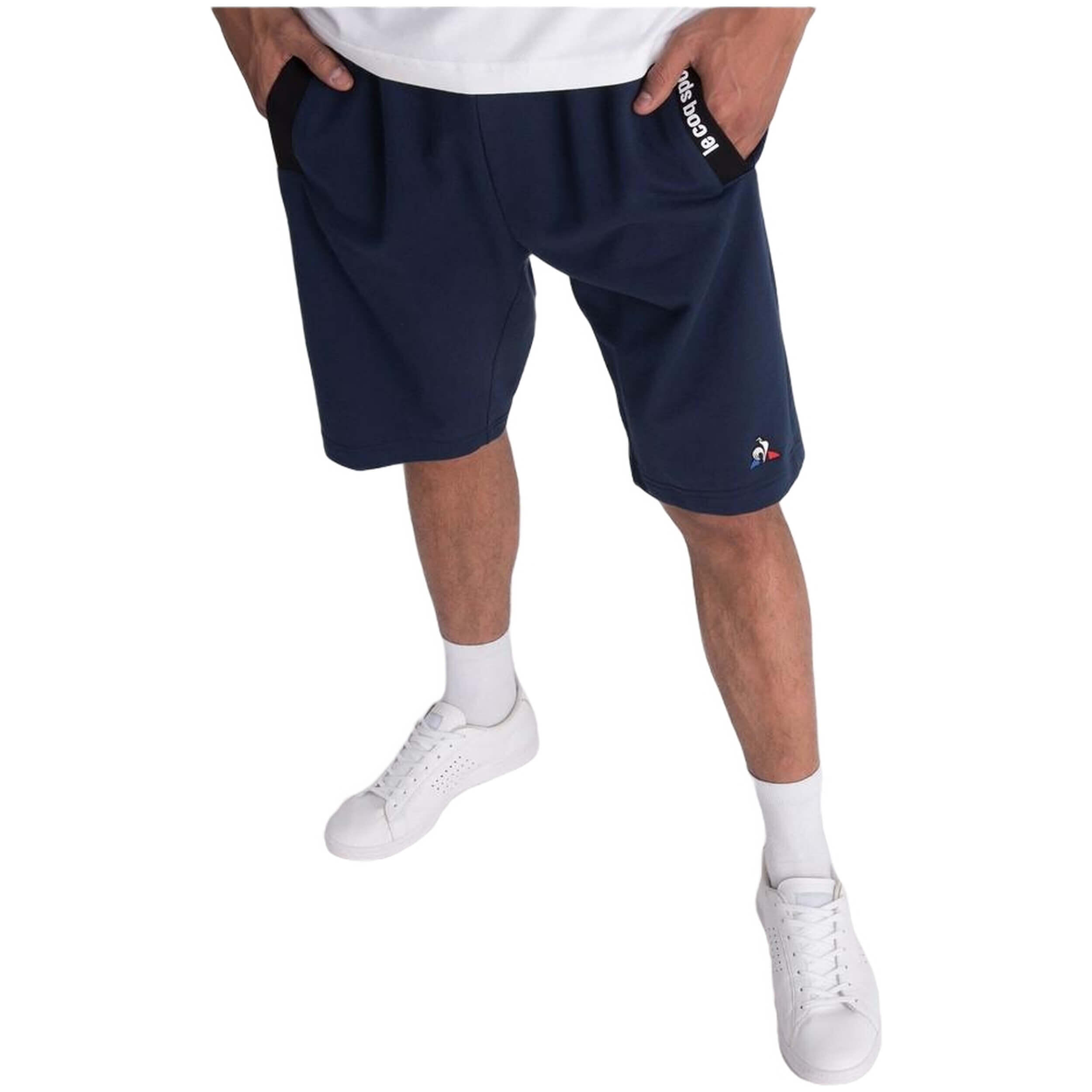 Pantaloncini Le coq sportif modello 1911238 per uomini 3/4