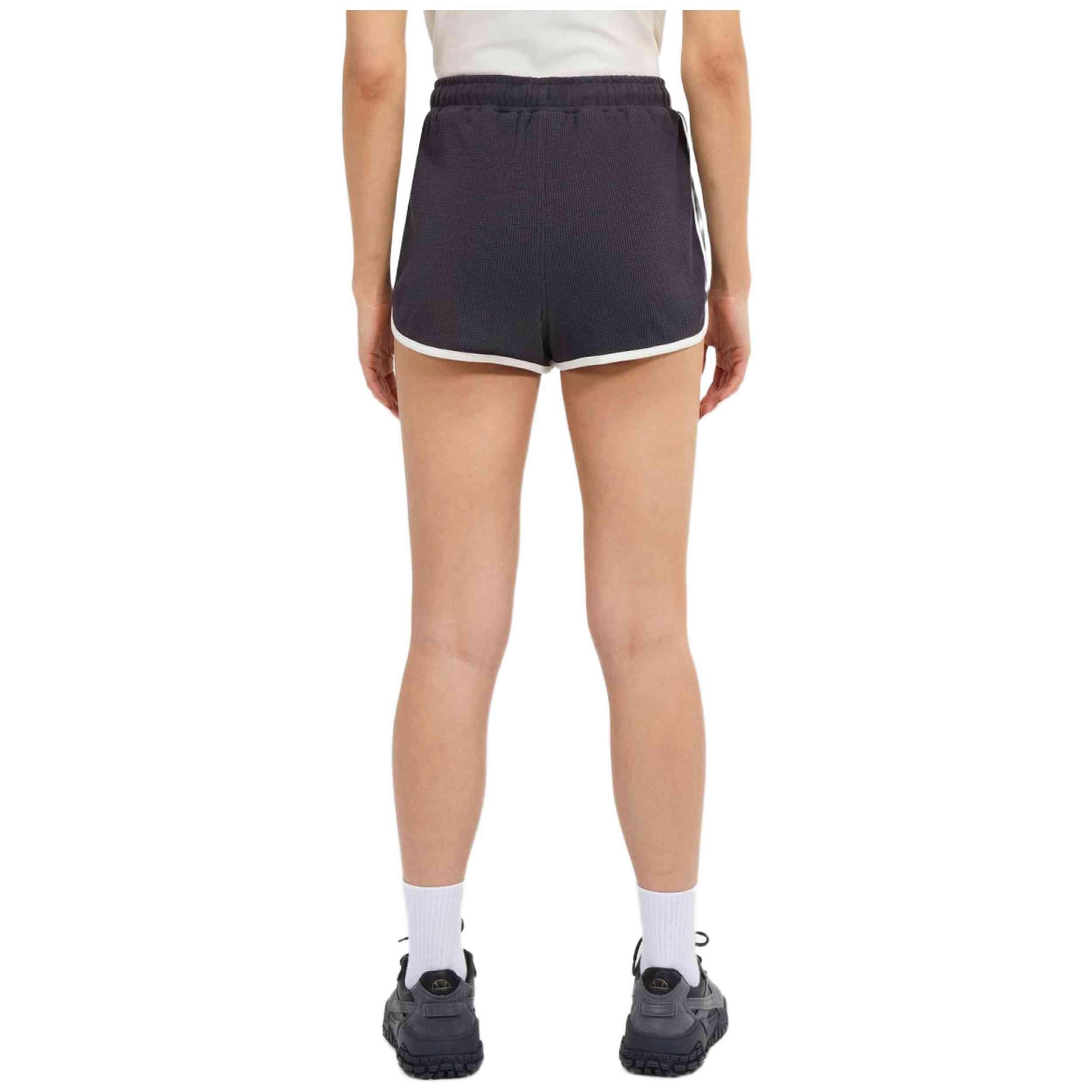Pantalon corto Ellesse modelo SGA22511-GRY para mujer 3/5