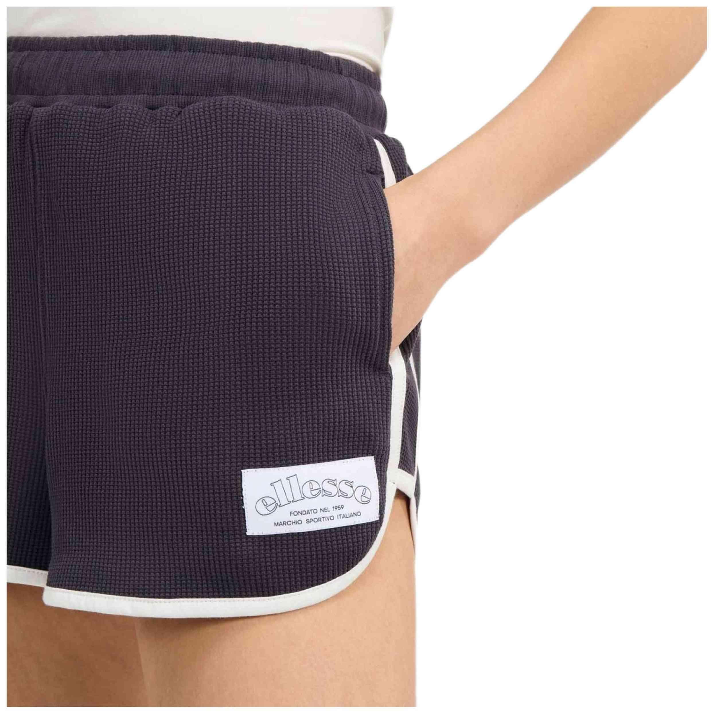 Pantalon corto Ellesse modelo SGA22511-GRY para mujer 4/5