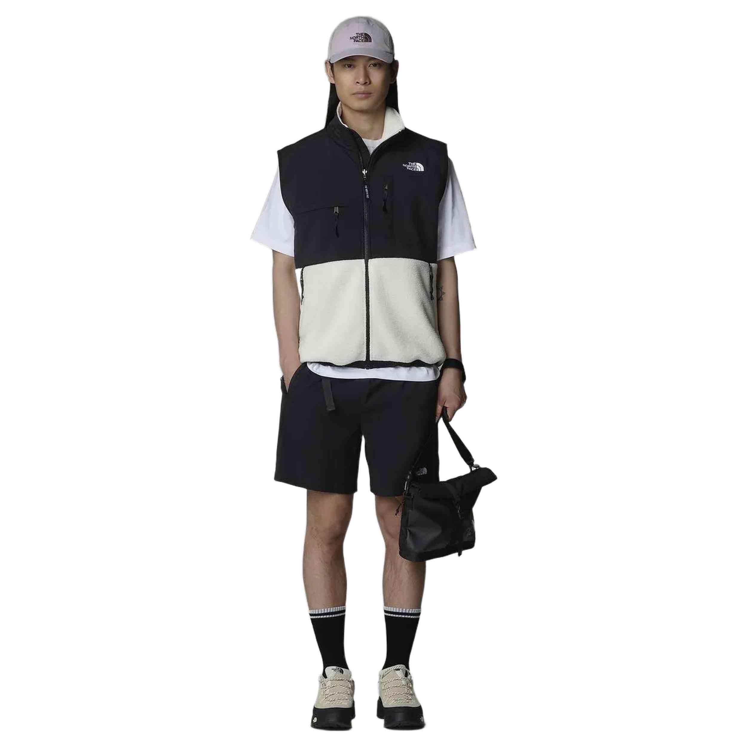 Short The north face modèle NF0A8BHVJK31 pour homme 5/5