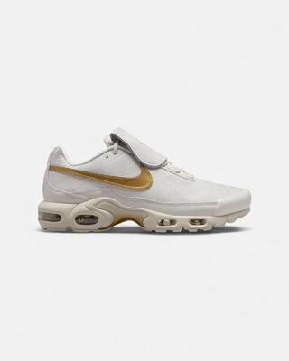 Nike Air Max Plus Tiempo Metallic Gold