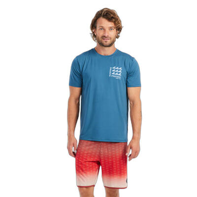 T-shirt protest deer