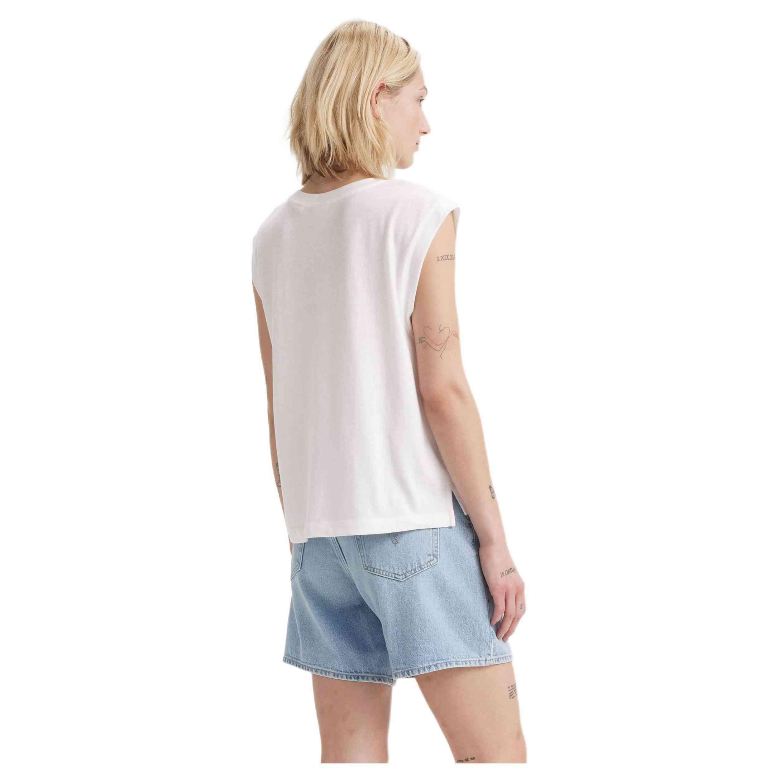 T-shirt Levi's modèle A87940001 pour femmes 3/5