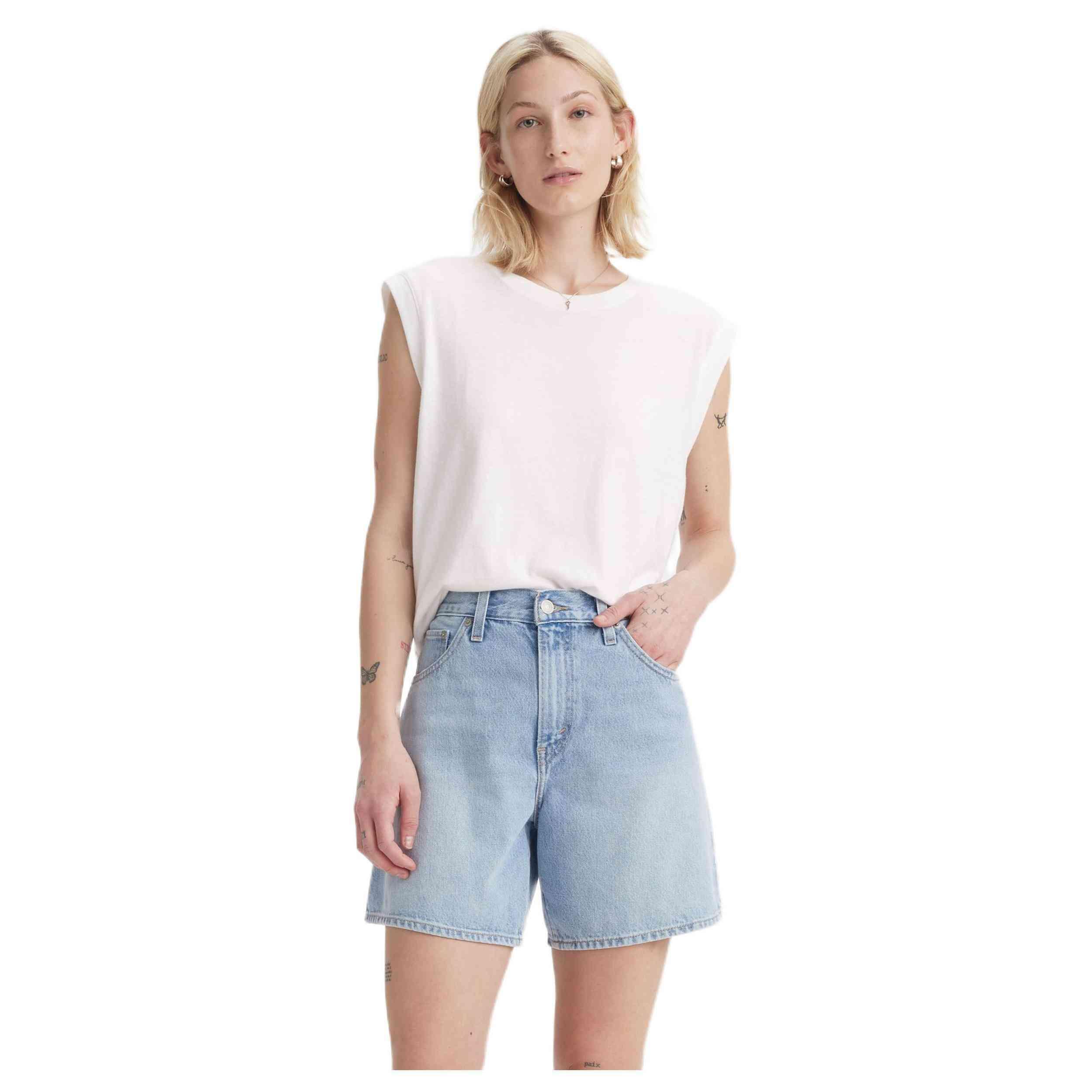 T-shirt Levi's modèle A87940001 pour femmes 2/5
